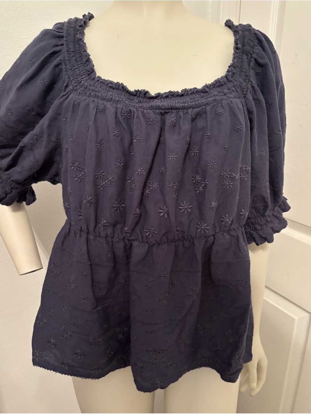 Old Navy babydoll Square Neck Puff Sleeve Top L - Picture 3 of 7